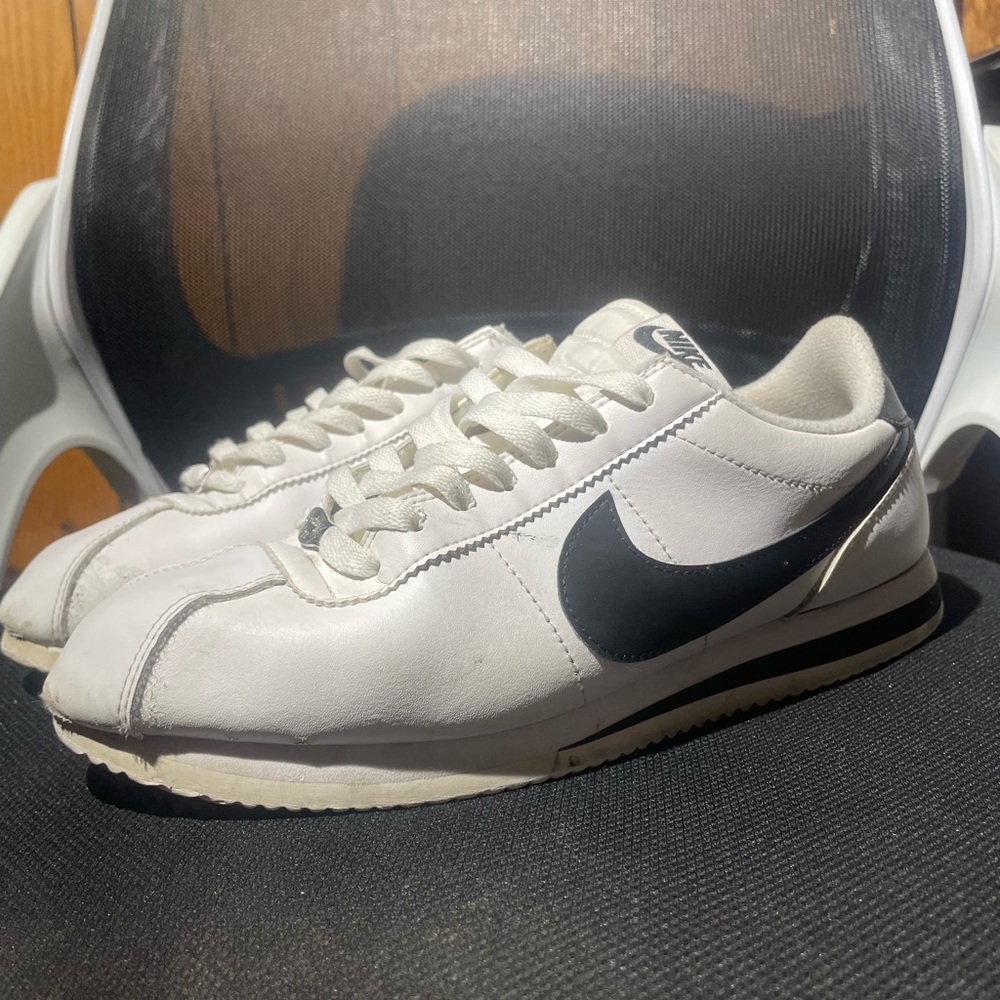 Nike cortez White and Black
